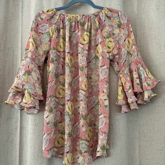 CHAPS Floral Poet Bohemian Blouse w/Ruffle Tiered Bell Sleeves, Size S. - Picture 6 of 6